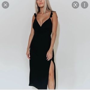 DAYDREAM BLACK MIDI DRESS